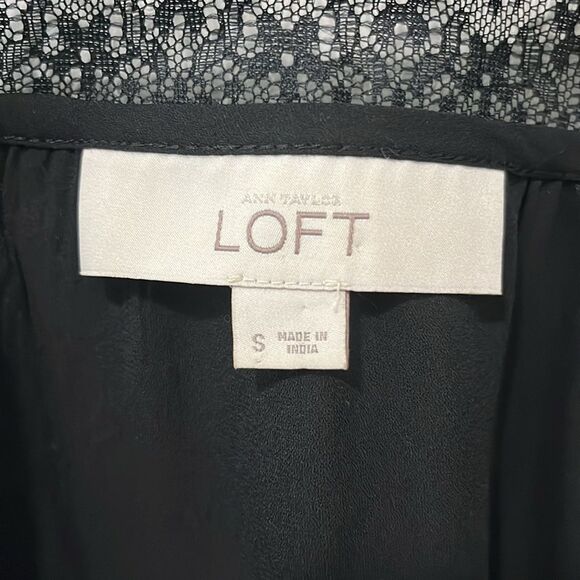 LOFT Sleeveless Lace Back and Pocket Camisole, Black, Size S - Picture 6 of 6